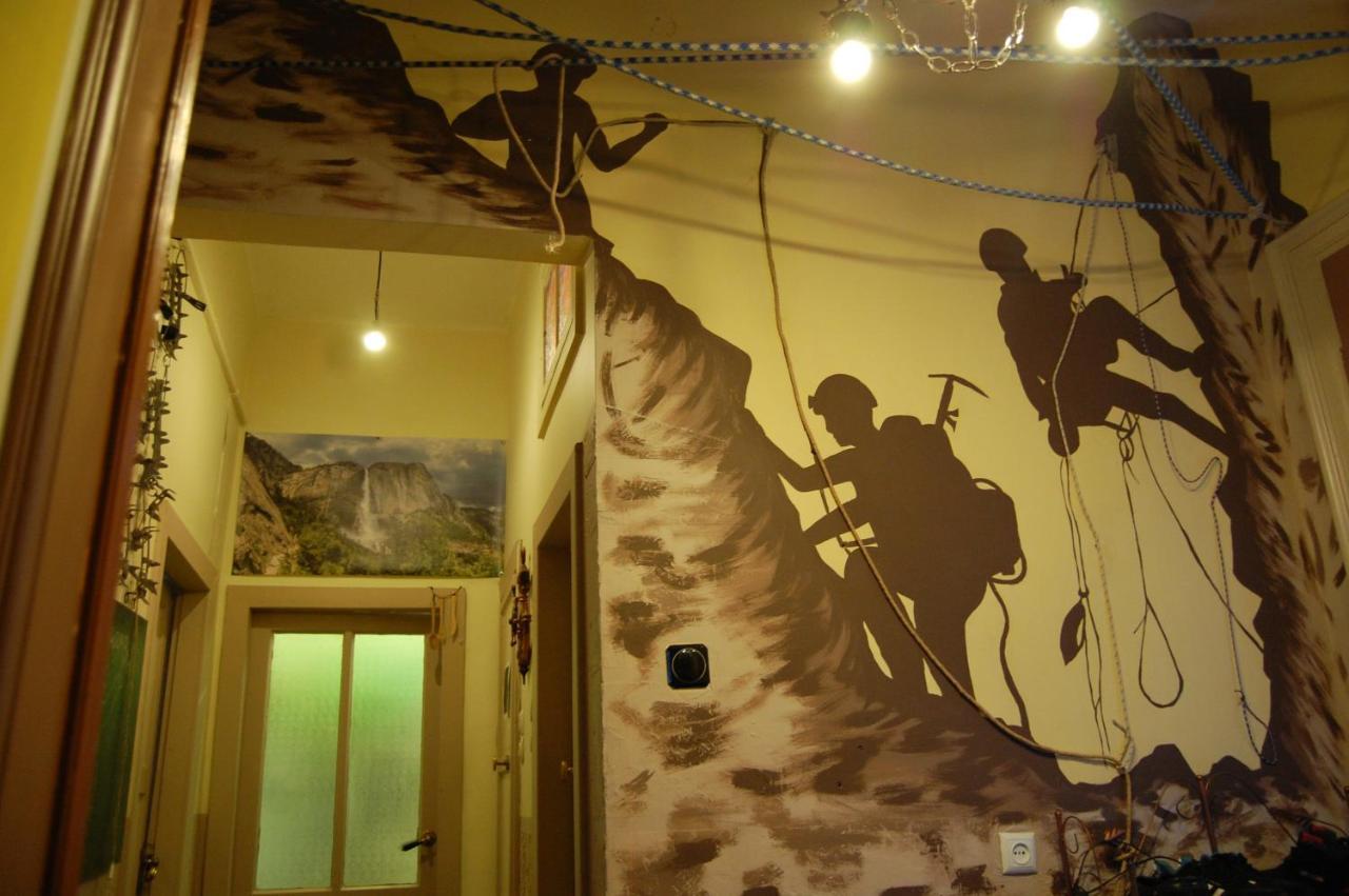 Hostel Drive Lwów Zewnętrze zdjęcie