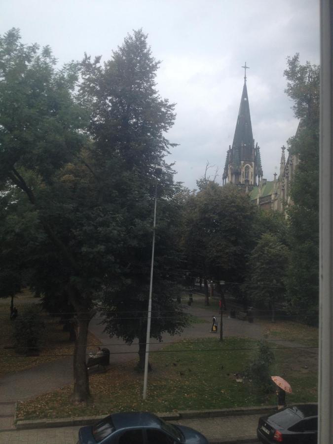 Hostel Drive Lwów Zewnętrze zdjęcie